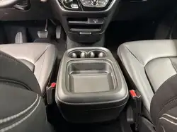 Chrysler Grand Caravan 2027 — фото 20