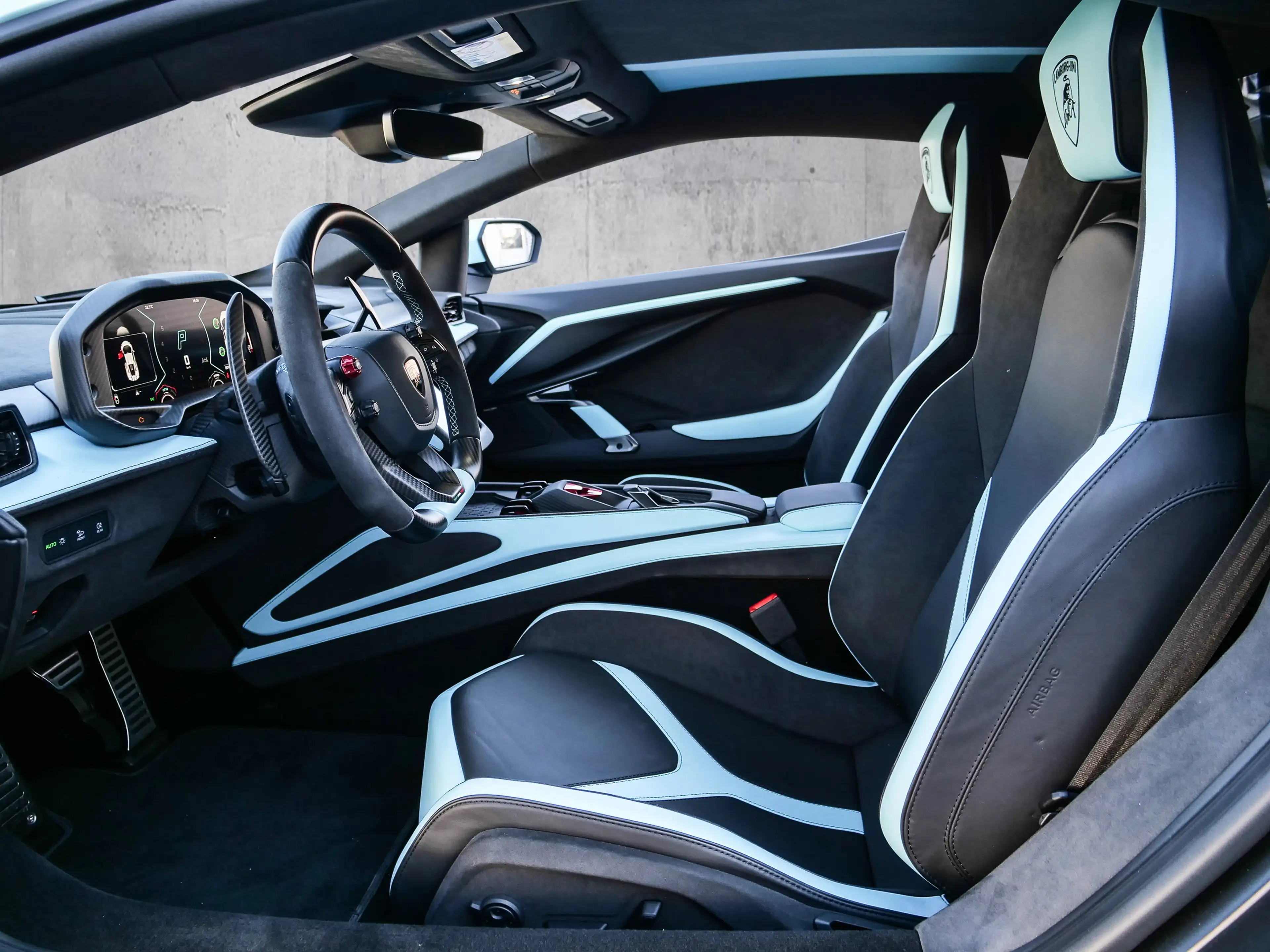 Lamborghini Revuelto Celeste Fedra, Passenger Display — photo 8