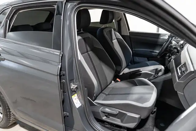 Volkswagen Polo view 18