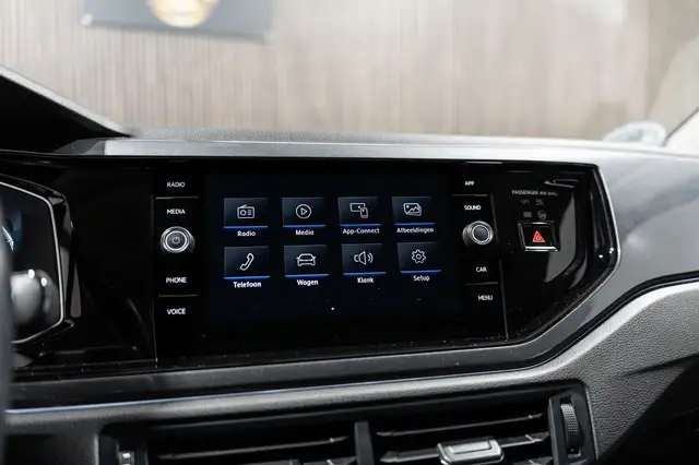 Volkswagen Polo view 30