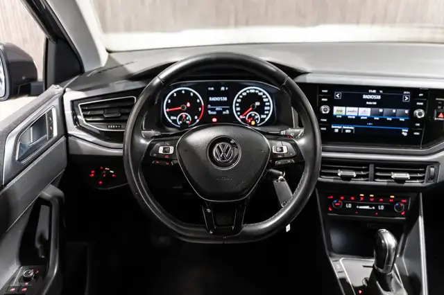 Volkswagen Polo view 12