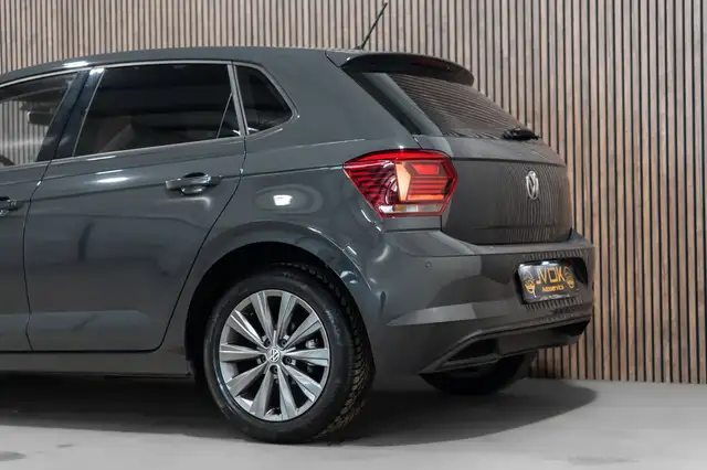 Volkswagen Polo view 9