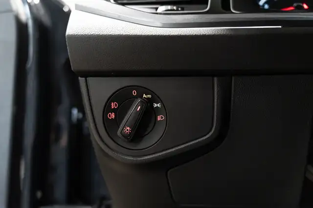 Volkswagen Polo view 20