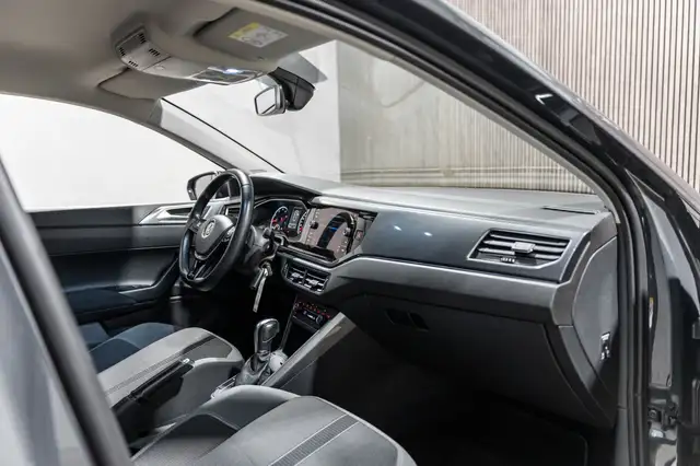 Volkswagen Polo view 19
