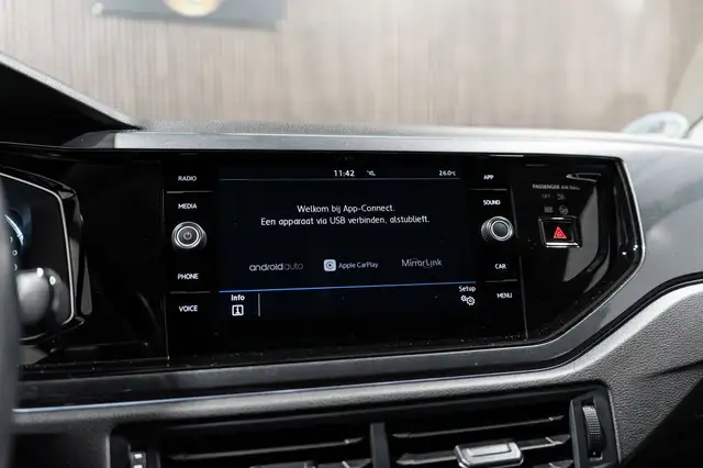 Volkswagen Polo view 29