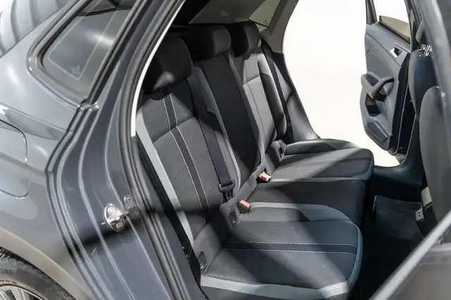 Volkswagen Polo view 17