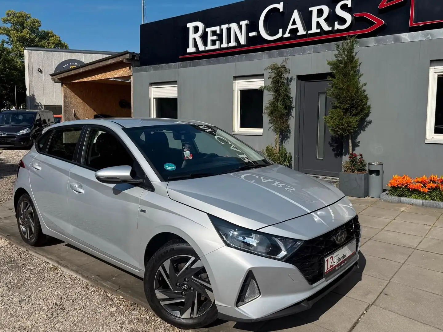 Hyundai i20 Mild-Hybrid/KAMERA/CARPLAY/SHZ/MFL/LED/TEMP. Zilver - 1