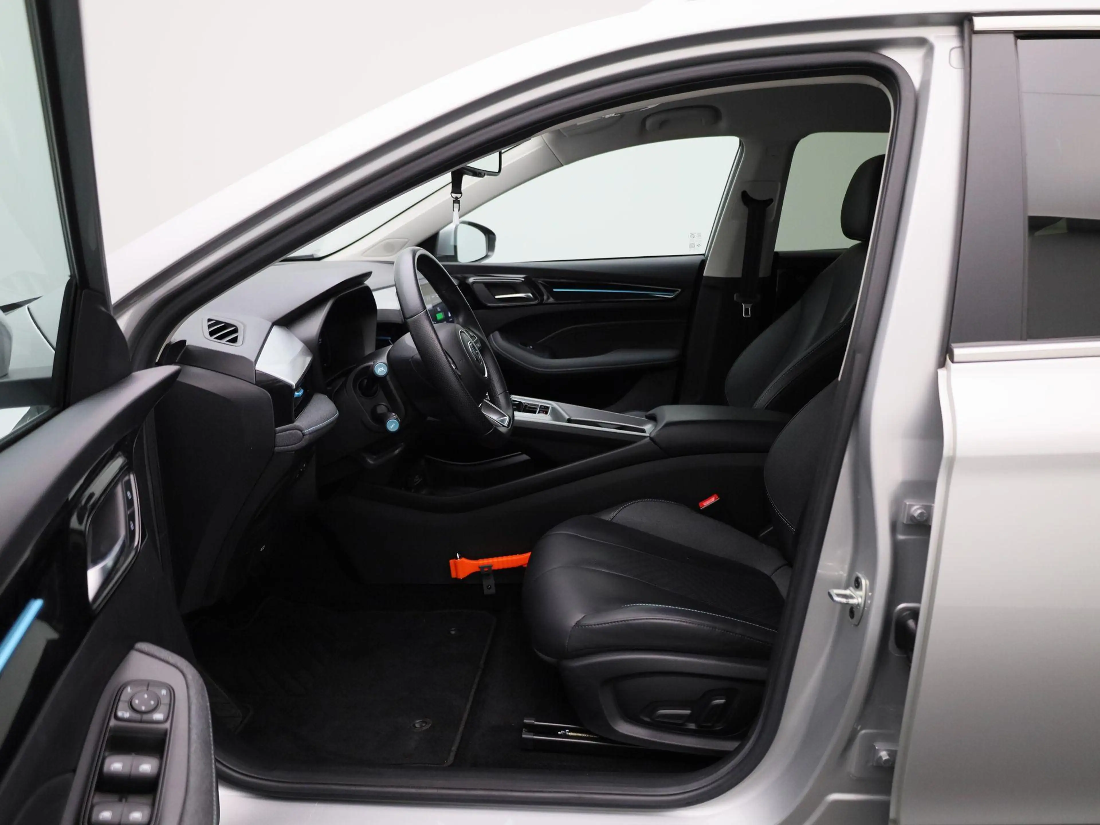 MG MG5 Electric Long Range Luxury 61 kWh | Leder | Navi | — photo 11