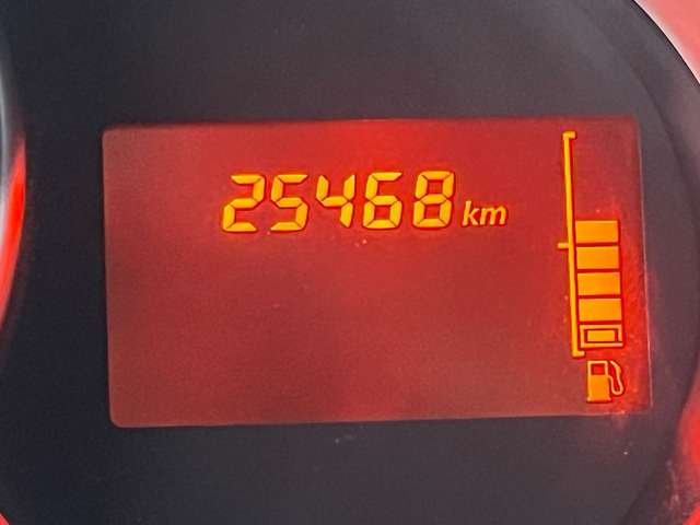 Dacia Sandero II Essentiel. 1HAND