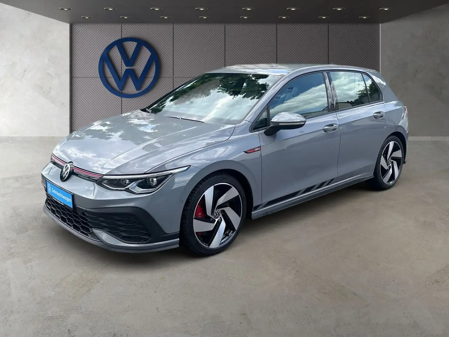 Volkswagen Golf GTI Golf VIII 2.0 TSI DSG GTI Clubsport Navi LEDPlus Grau - 2