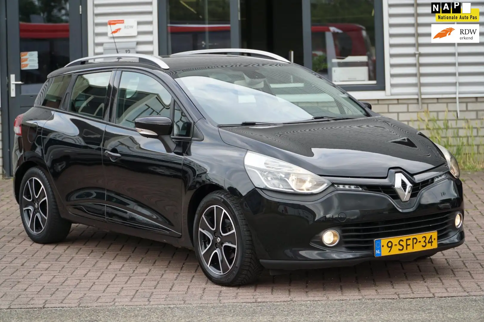 Renault Clio Estate 1.5 dCi ECO Dynamique 1STE EIG. Noir - 1