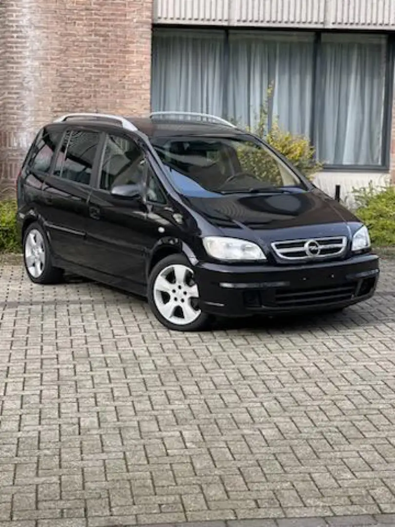 Opel Zafira 2.2i Essence 7 places Édition sport Noir - 2