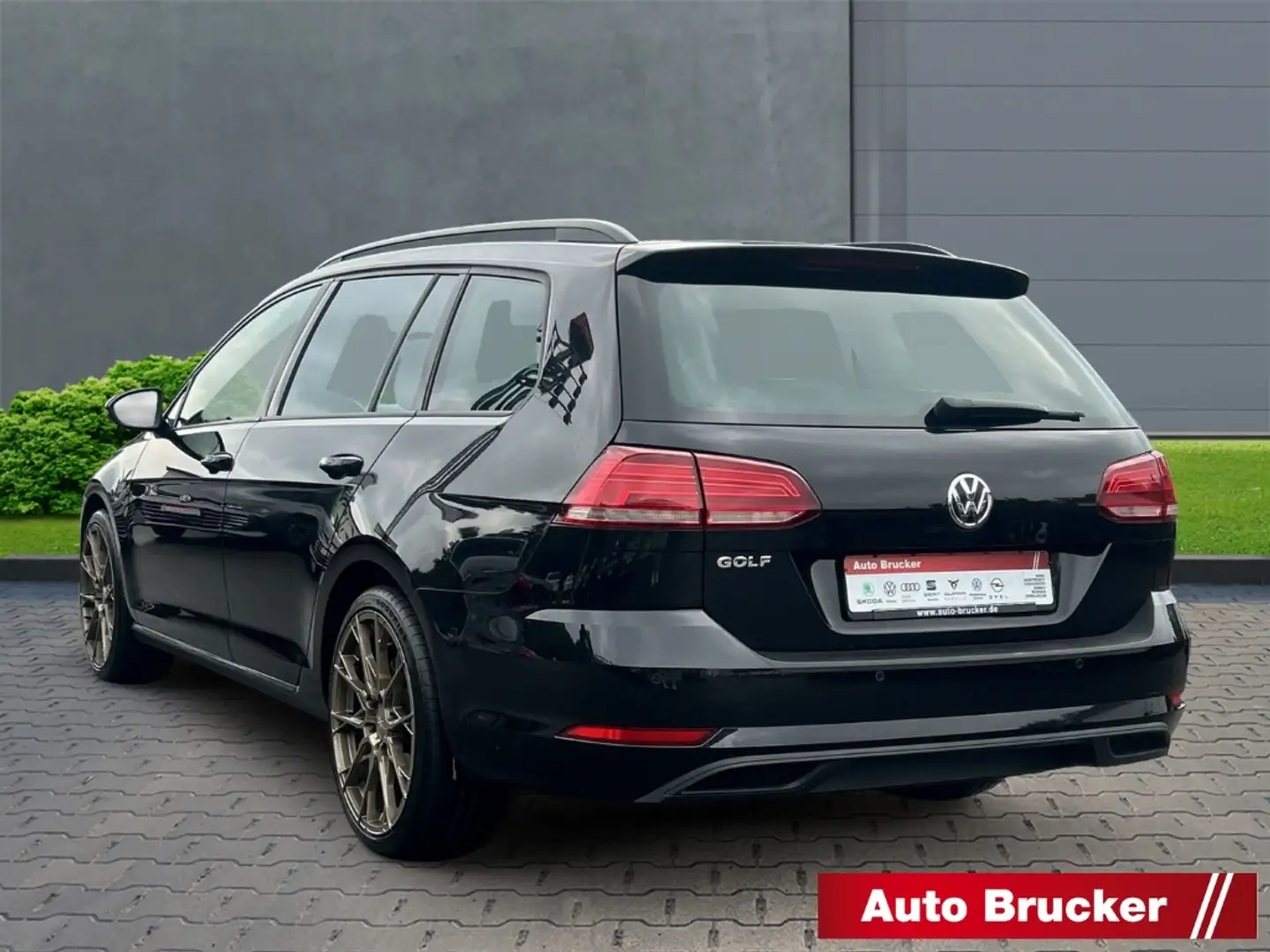 Volkswagen Golf VII Variant Trendline 1.6 TDI 2-Zonen-Klima+Sitzhe Schwarz - 2