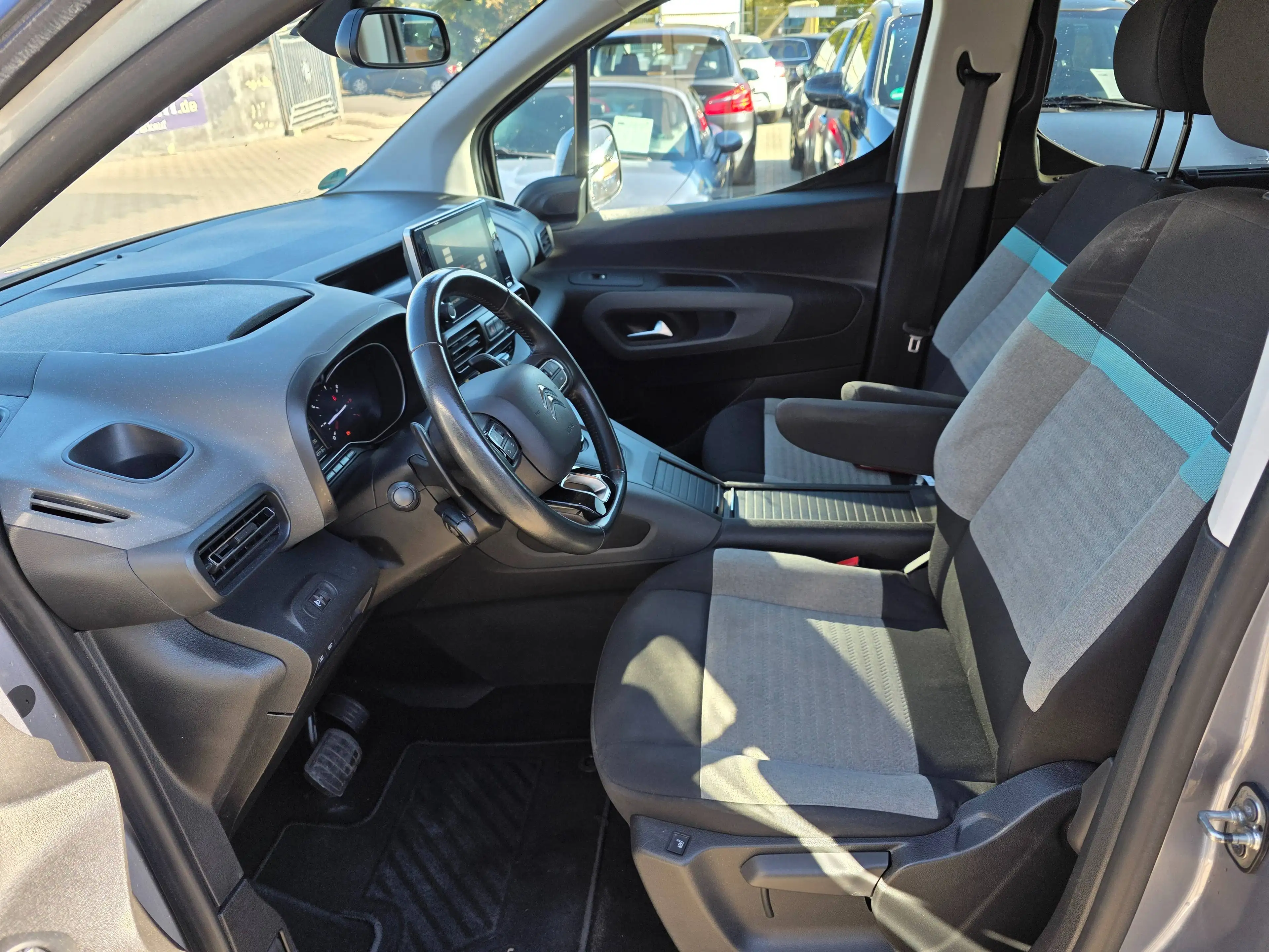 Citroen Berlingo Berlingo Kombi 5-Türer M PureTech 130 FEEL/Autom./Sitzh/2.Ha/ — photo 9