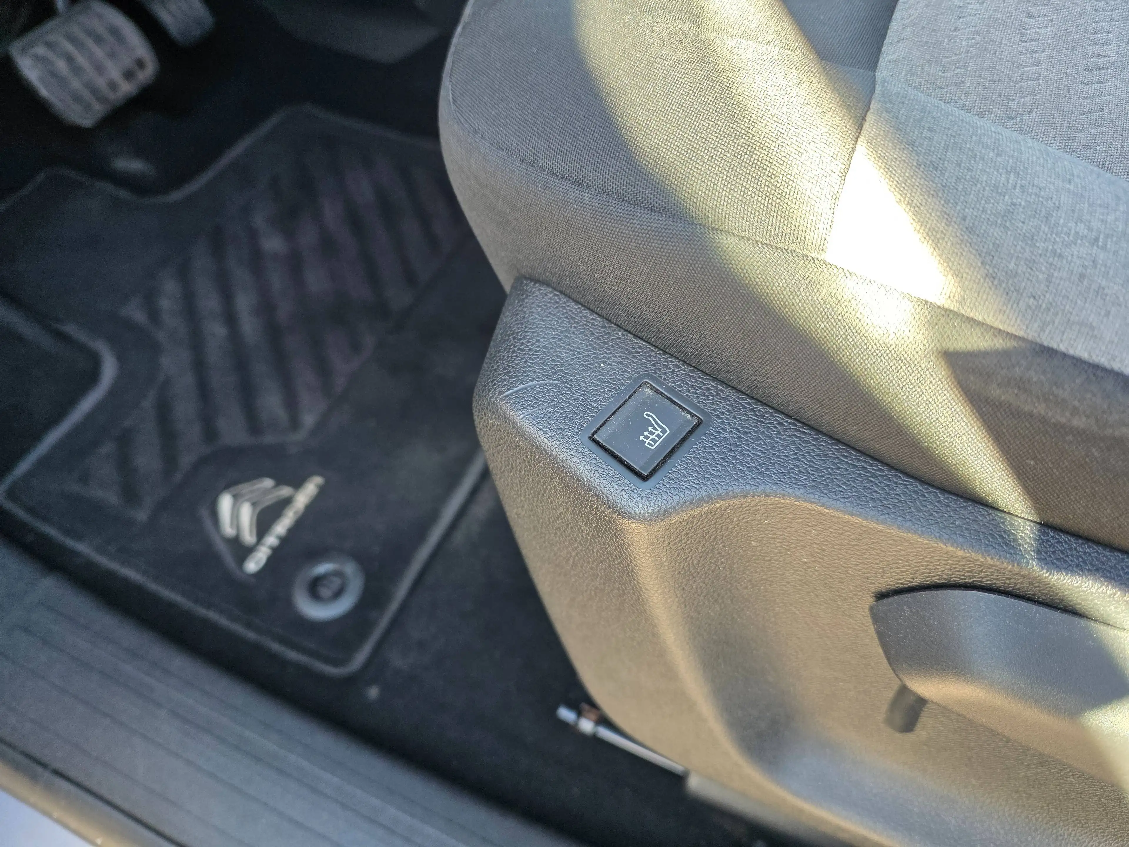 Citroen Berlingo Berlingo Kombi 5-Türer M PureTech 130 FEEL/Autom./Sitzh/2.Ha/ — photo 13