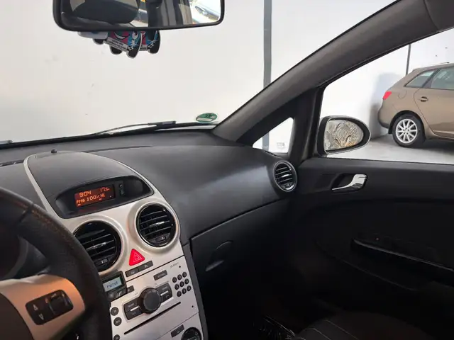 Opel Corsa view 15