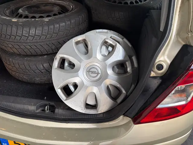 Opel Corsa view 22