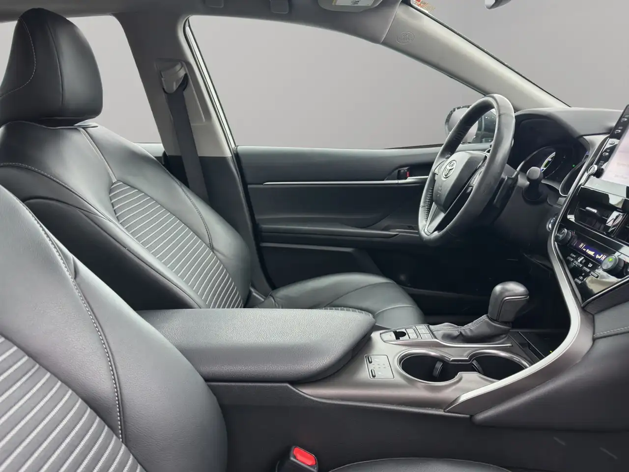 Toyota Camry снимка Toyota Camry