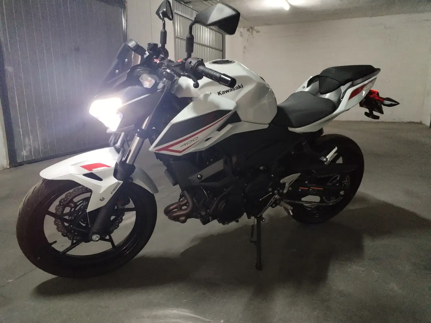 Kawasaki Z 400 Bianco - 1