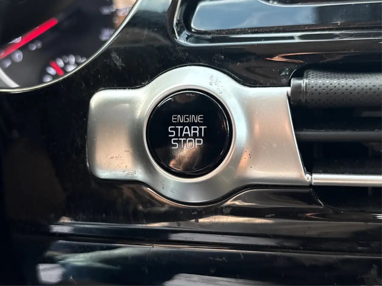 Kia Seltos снимка Kia Seltos