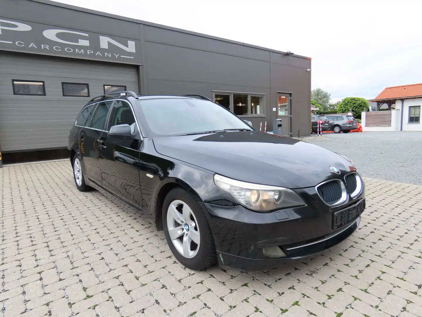 BMW 520 520d Touring Noir - 1