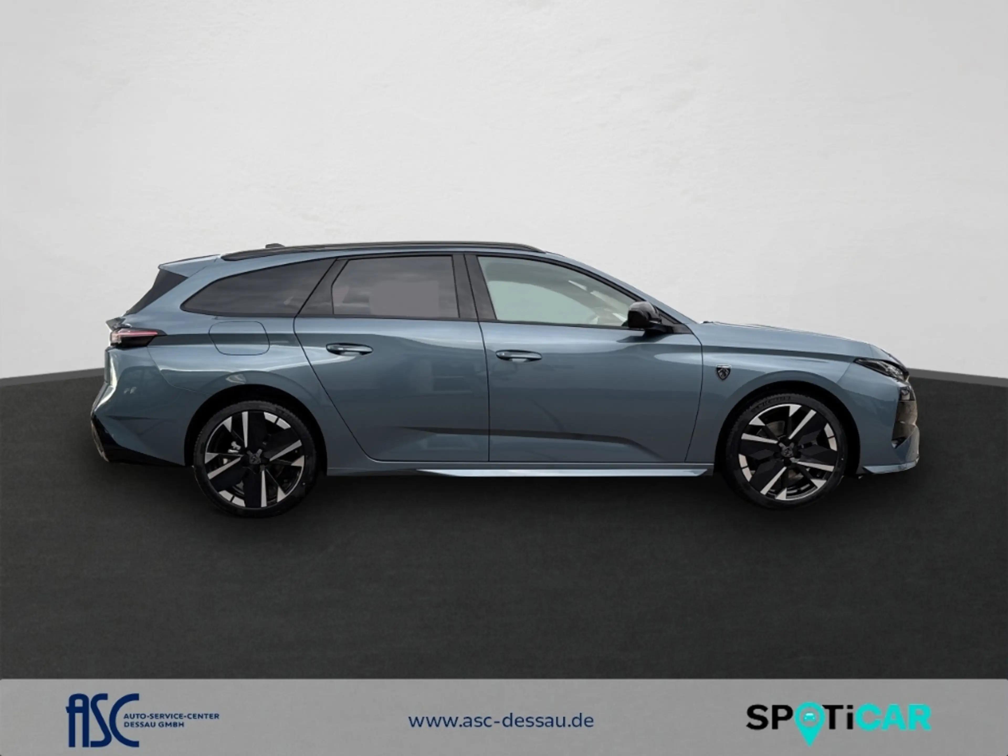 Peugeot 308 Neuer SW GT EXCLUSIVE HYBRID 145 e-DSC6 — photo 4