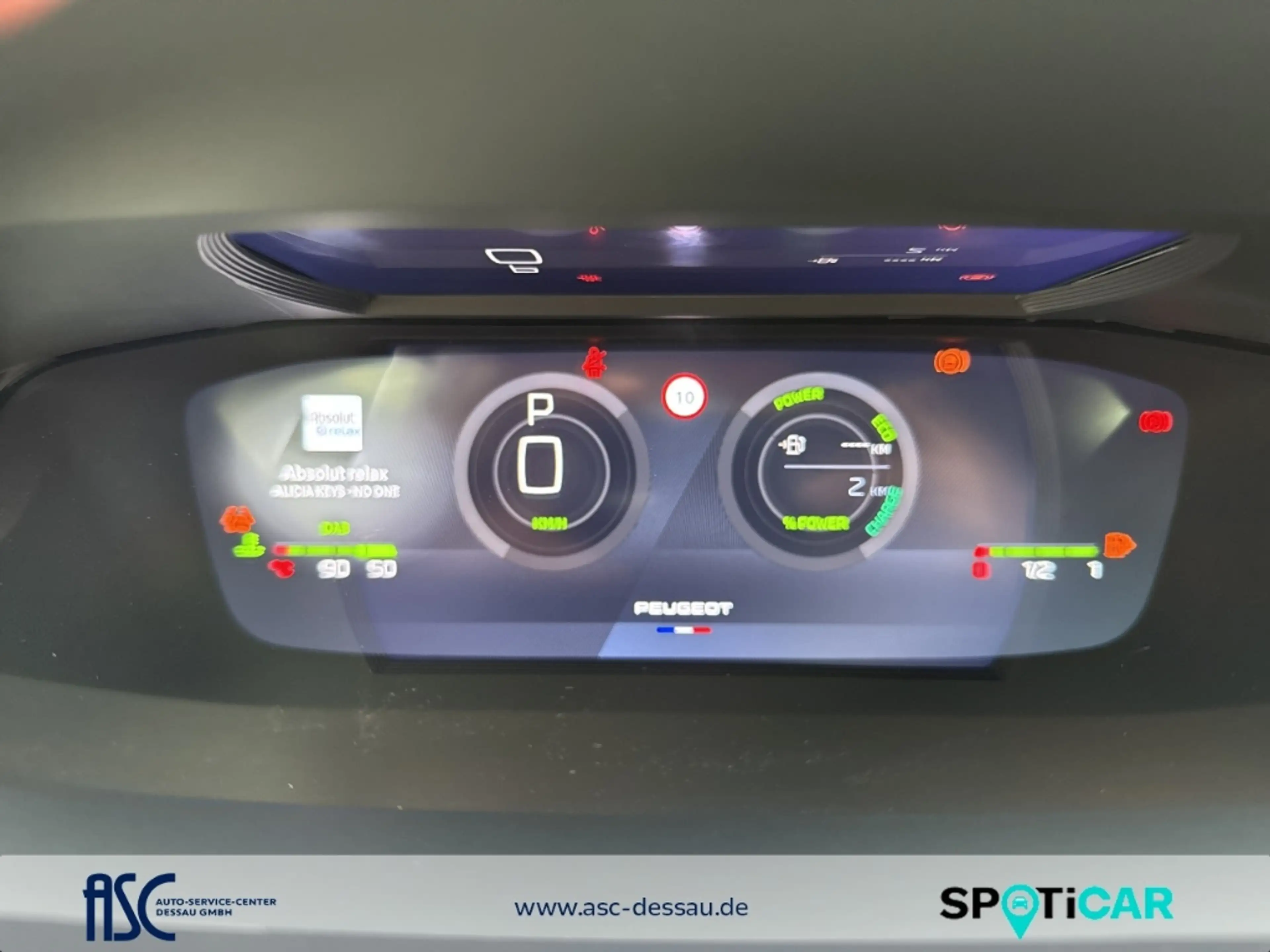 Peugeot 308 Neuer SW GT EXCLUSIVE HYBRID 145 e-DSC6 — photo 10
