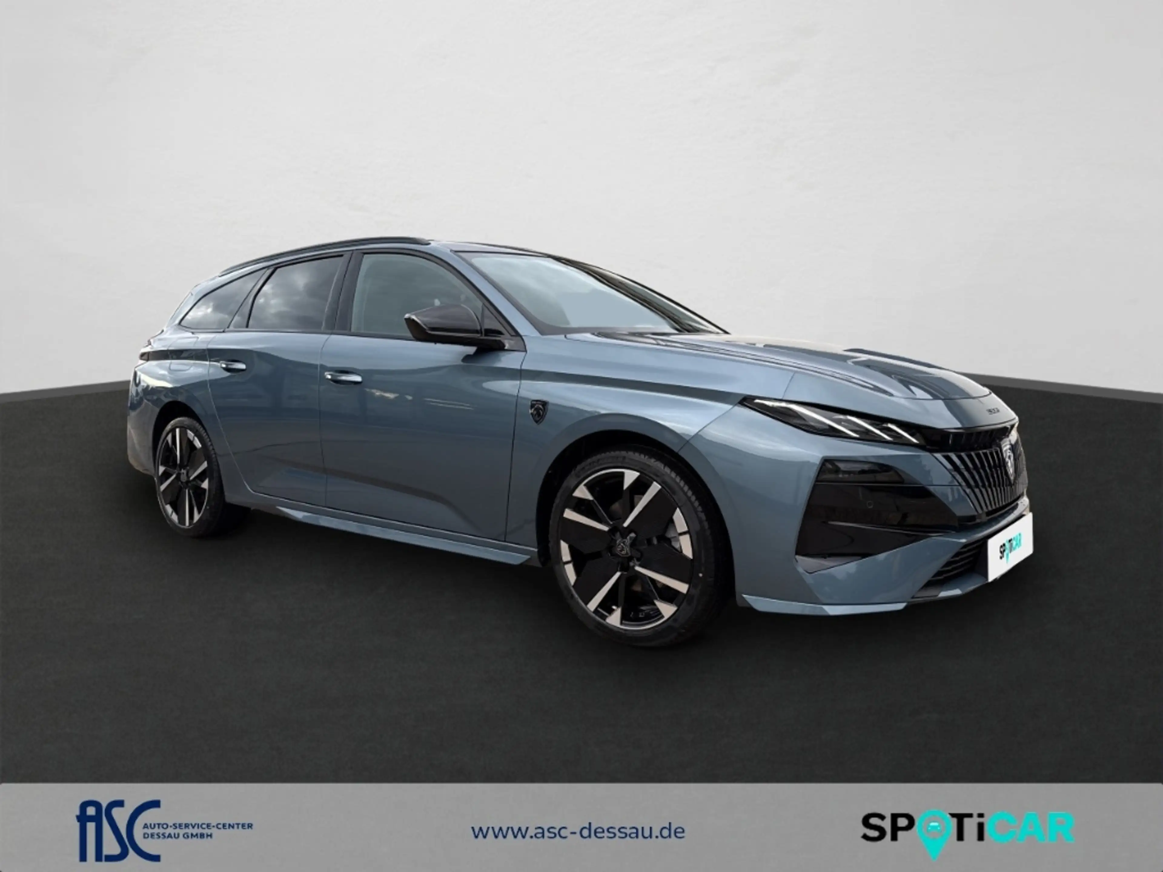 Peugeot 308 Neuer SW GT EXCLUSIVE HYBRID 145 e-DSC6 — photo 3