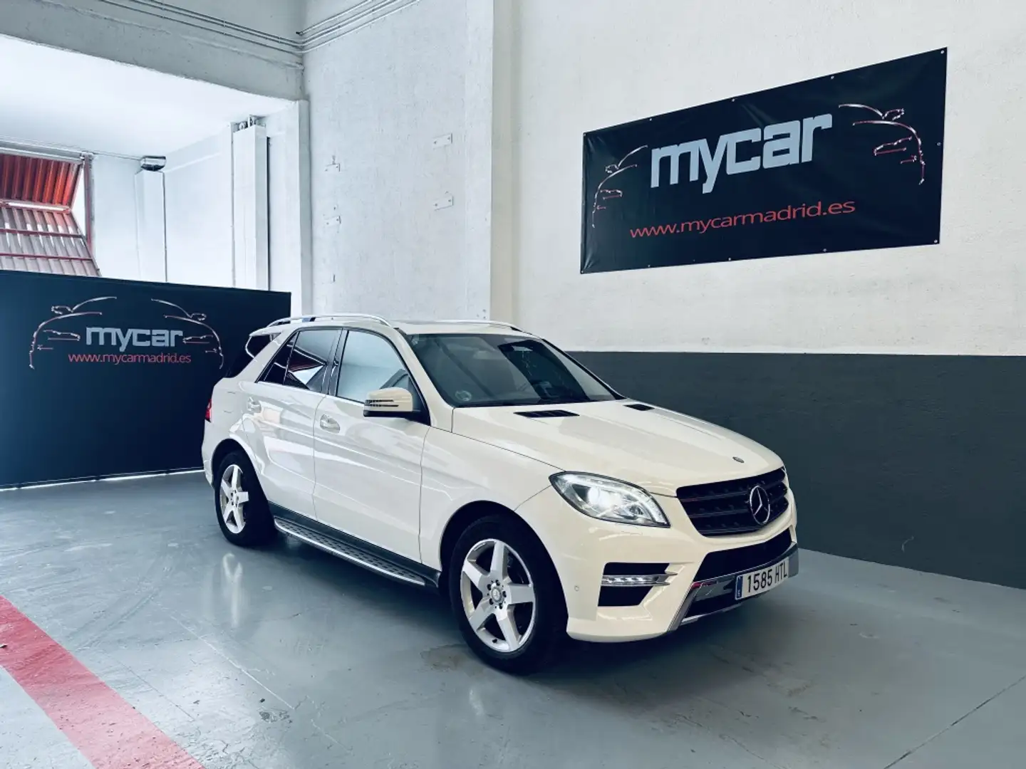 Mercedes-Benz ML 250 250BlueTec 4M 7G Plus (9.75) Weiß - 1