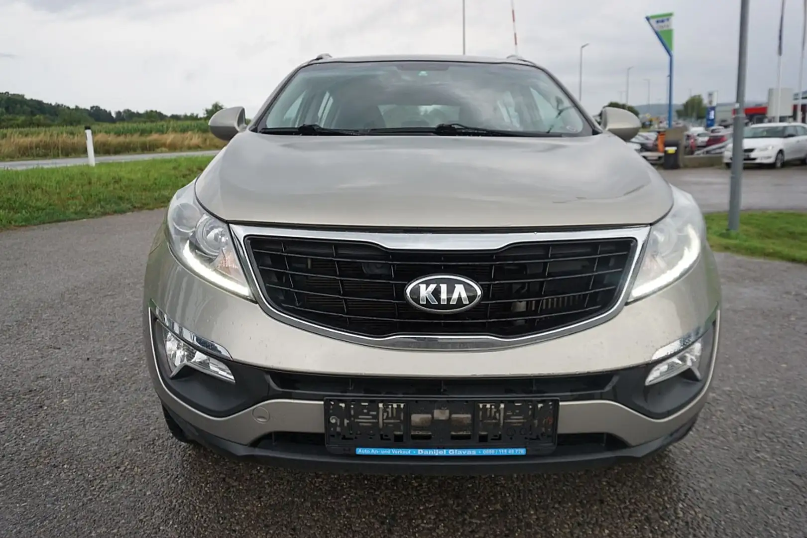 Kia Sportage Silber 2,0 CRDi AWD Gris - 1