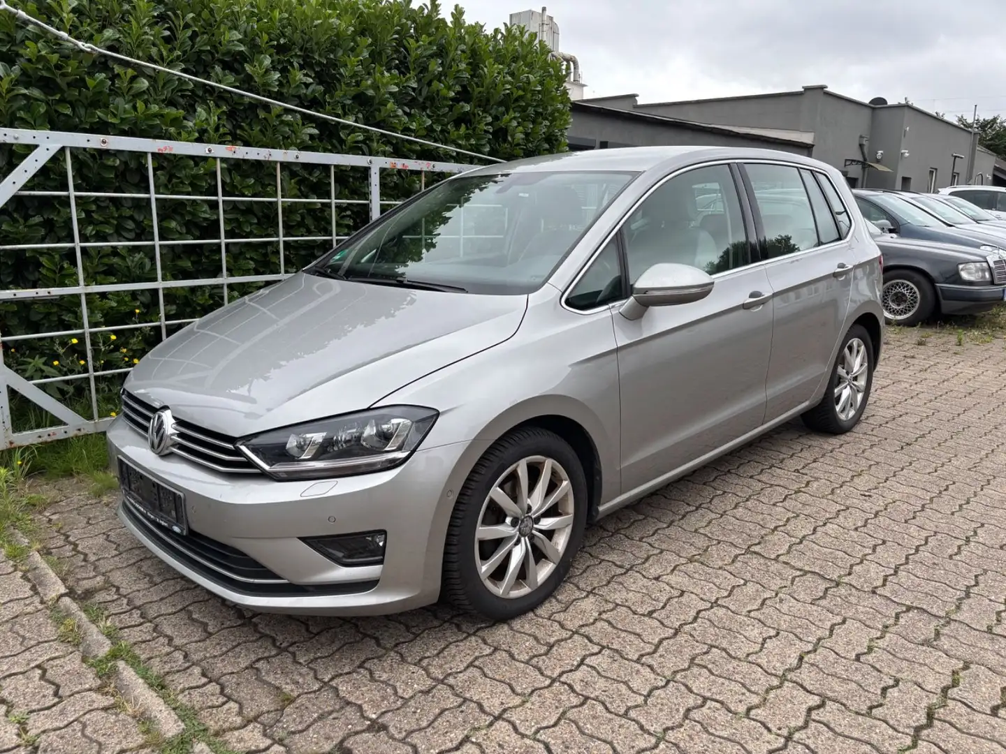 Volkswagen Golf Sportsvan 1.4 TSI DSG Highline Xenon 1.Hand Argent - 1
