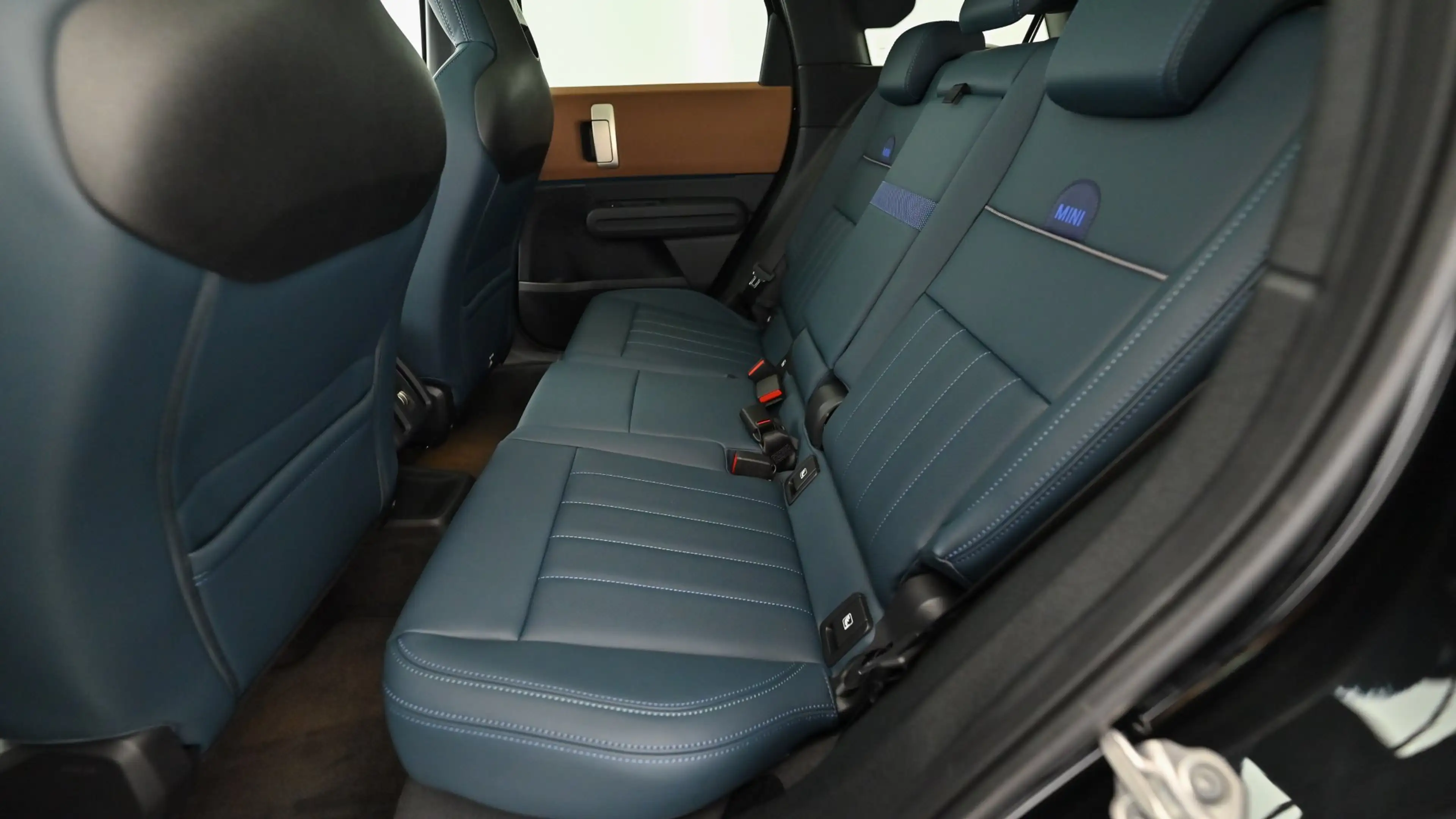 MINI Countryman C Countryman C — photo 9