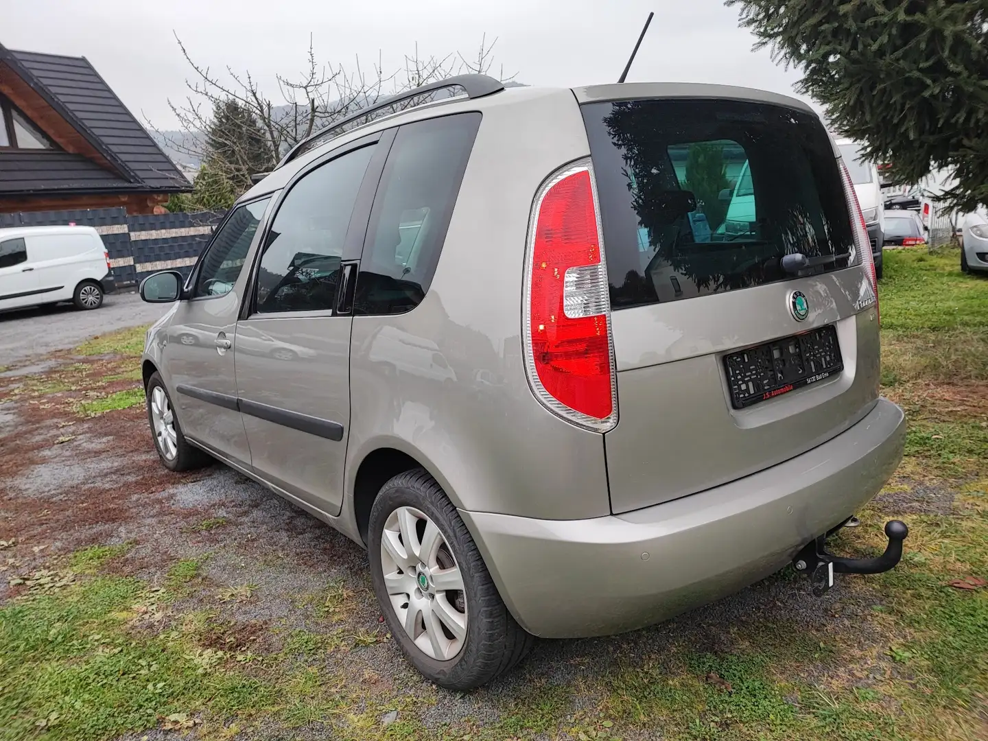Skoda Roomster Ambition Plus Edition Grau - 2