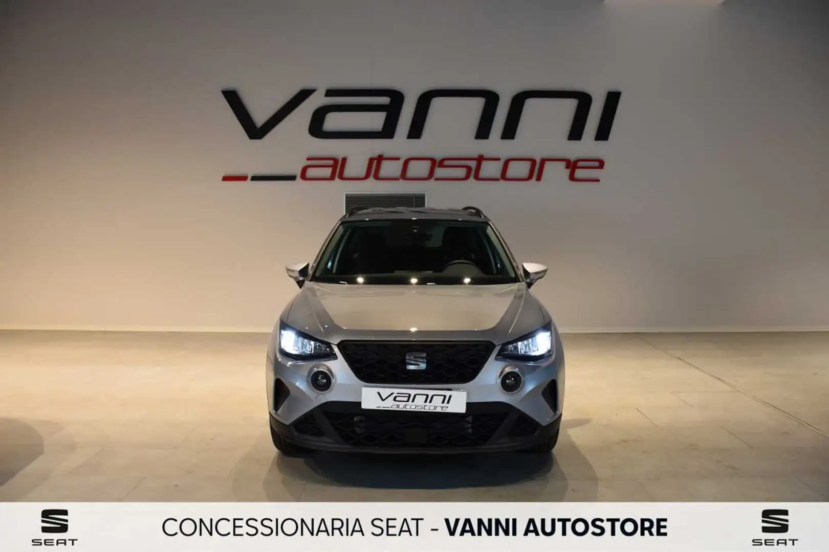 SEAT Arona 1.0 EcoTSI Style Argento - 2