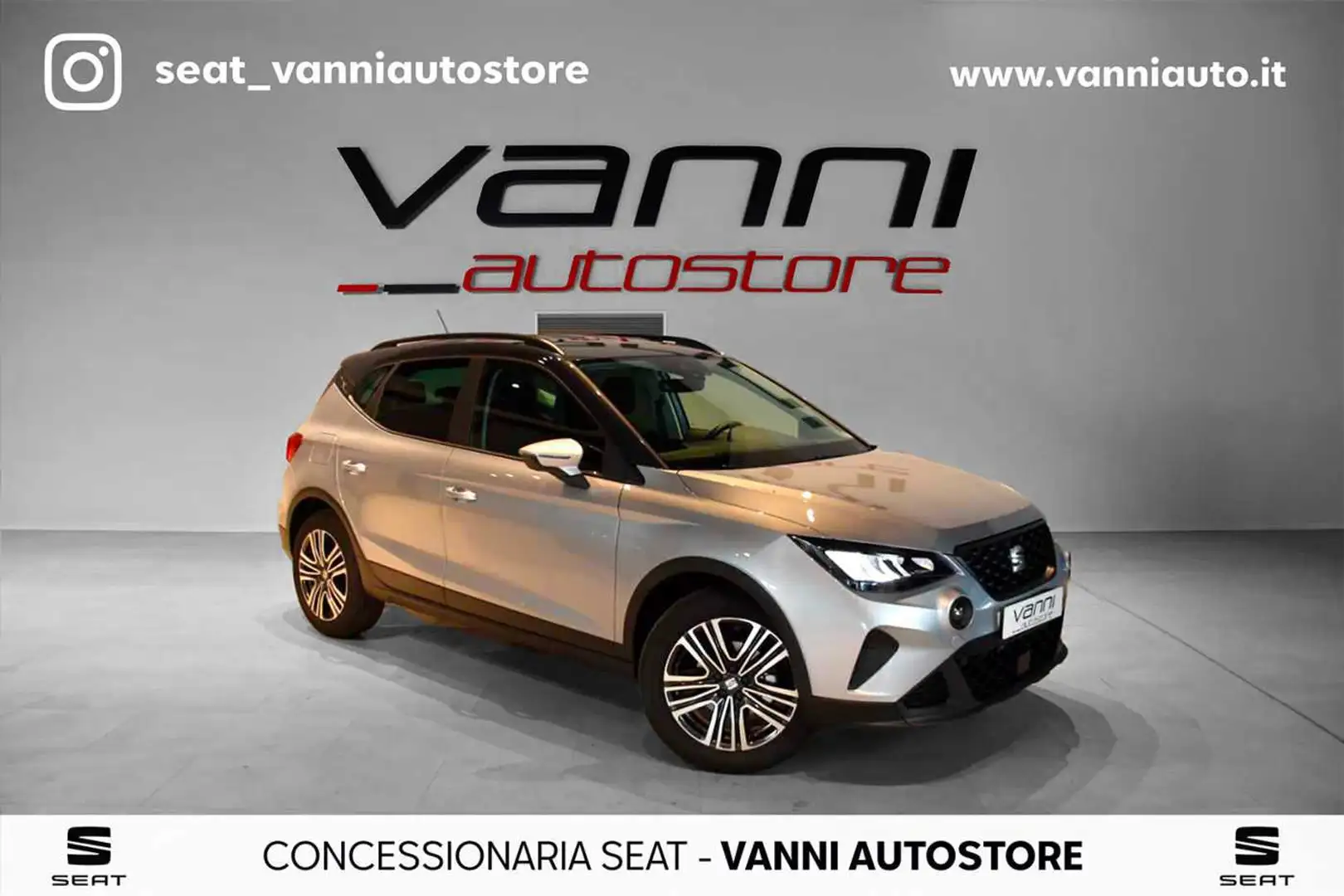 SEAT Arona 1.0 EcoTSI Style Argento - 1