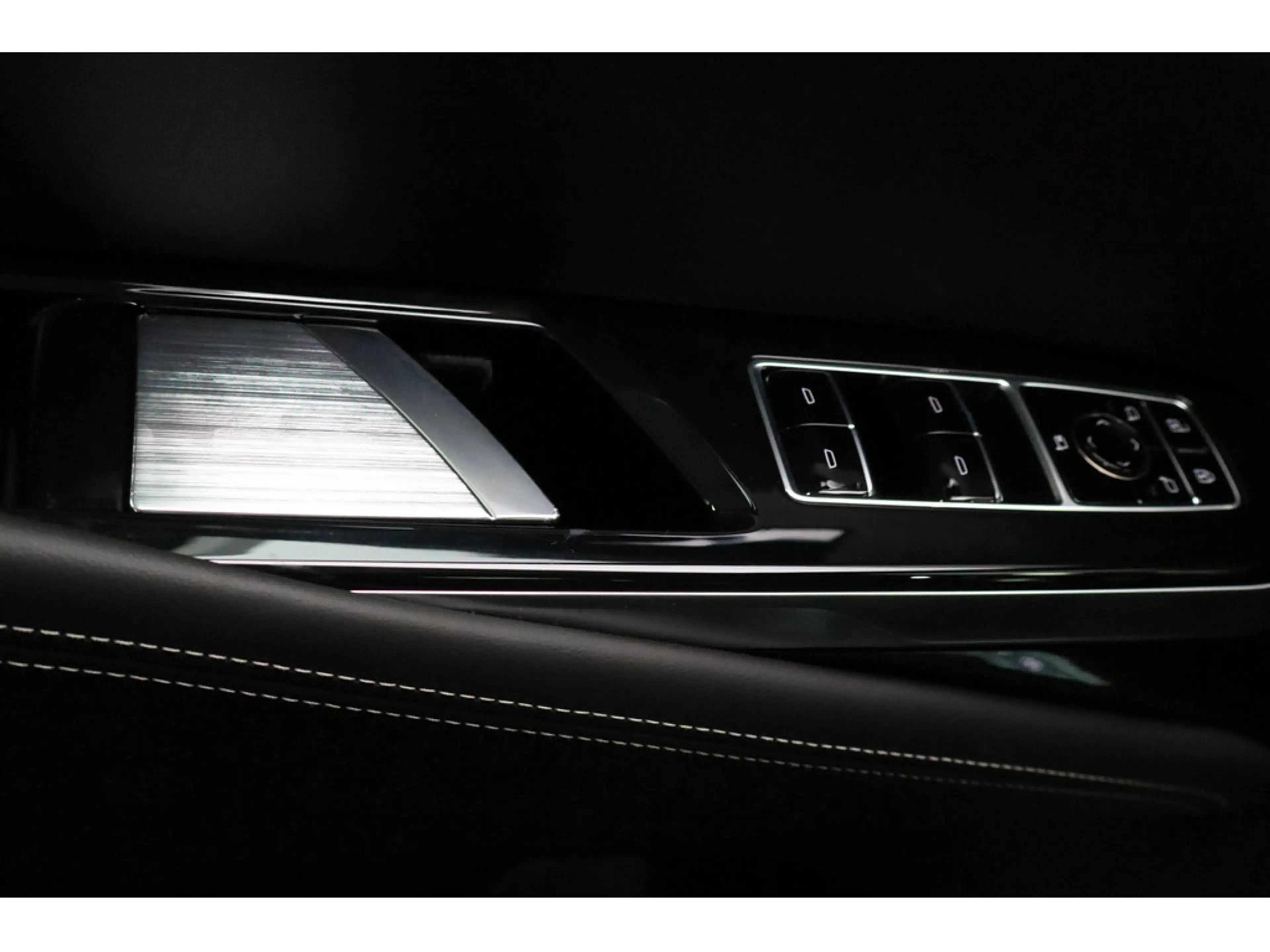 Cadillac Escalade Platinum Sport ESV MY26 24Zoll ABV — photo 15