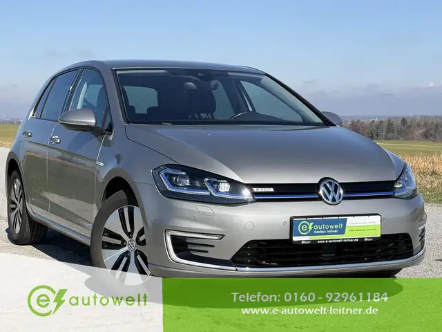 Volkswagen e-Golf e-Golf Active Info Fahrassistenz+ RFK Wärmepumpe