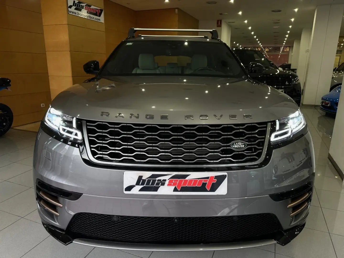 Land Rover Range Rover Velar 2.0D R-Dynamic S 4WD Aut. 240 Gris - 2