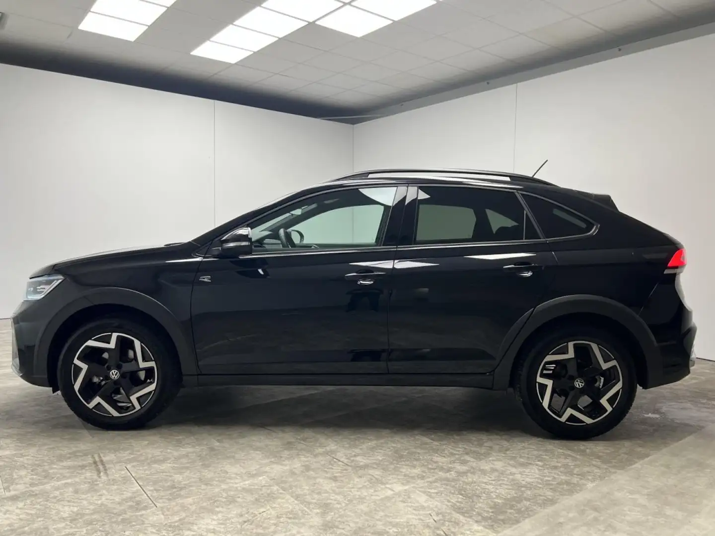 Volkswagen Taigo 1.5 TSI DSG R-Line Klima Navi Rückfahrkamera Schwarz - 2