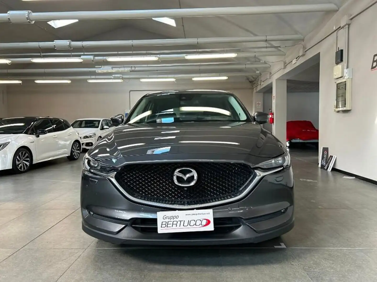Mazda CX-5 2.2L Skyactiv-D 150 CV AWD Exceed Gris - 2