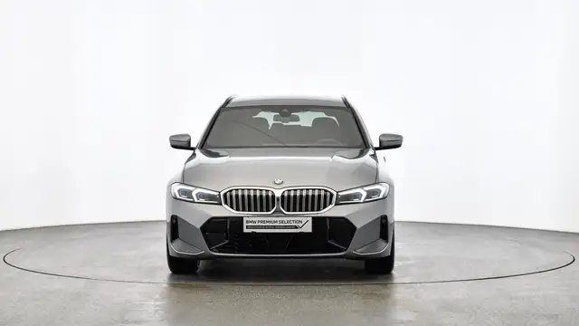 BMW 320 d xDrive M Sportpaket / AHK Ansicht 2