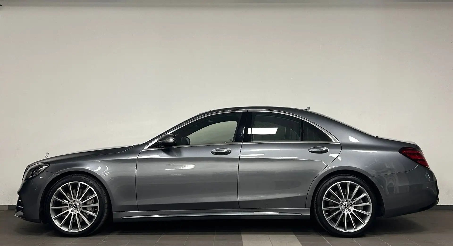 Mercedes-Benz S 560 S560 4Matic AMG Line | Leder Exklusiv - Traum! Grau - 2