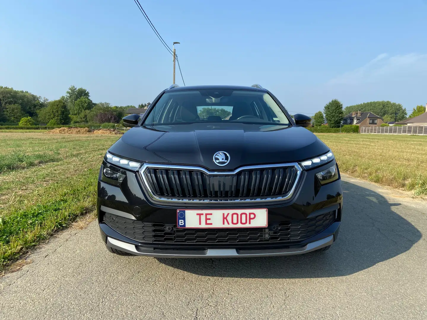 Skoda Kamiq 1.0 TSI DSG*LED*CAMERA*NAVI VIA APP*ELEK. KOFFER Schwarz - 2