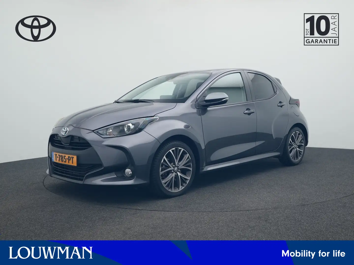 Toyota Yaris 1.5 Hybrid Active Limited Grijs - 1