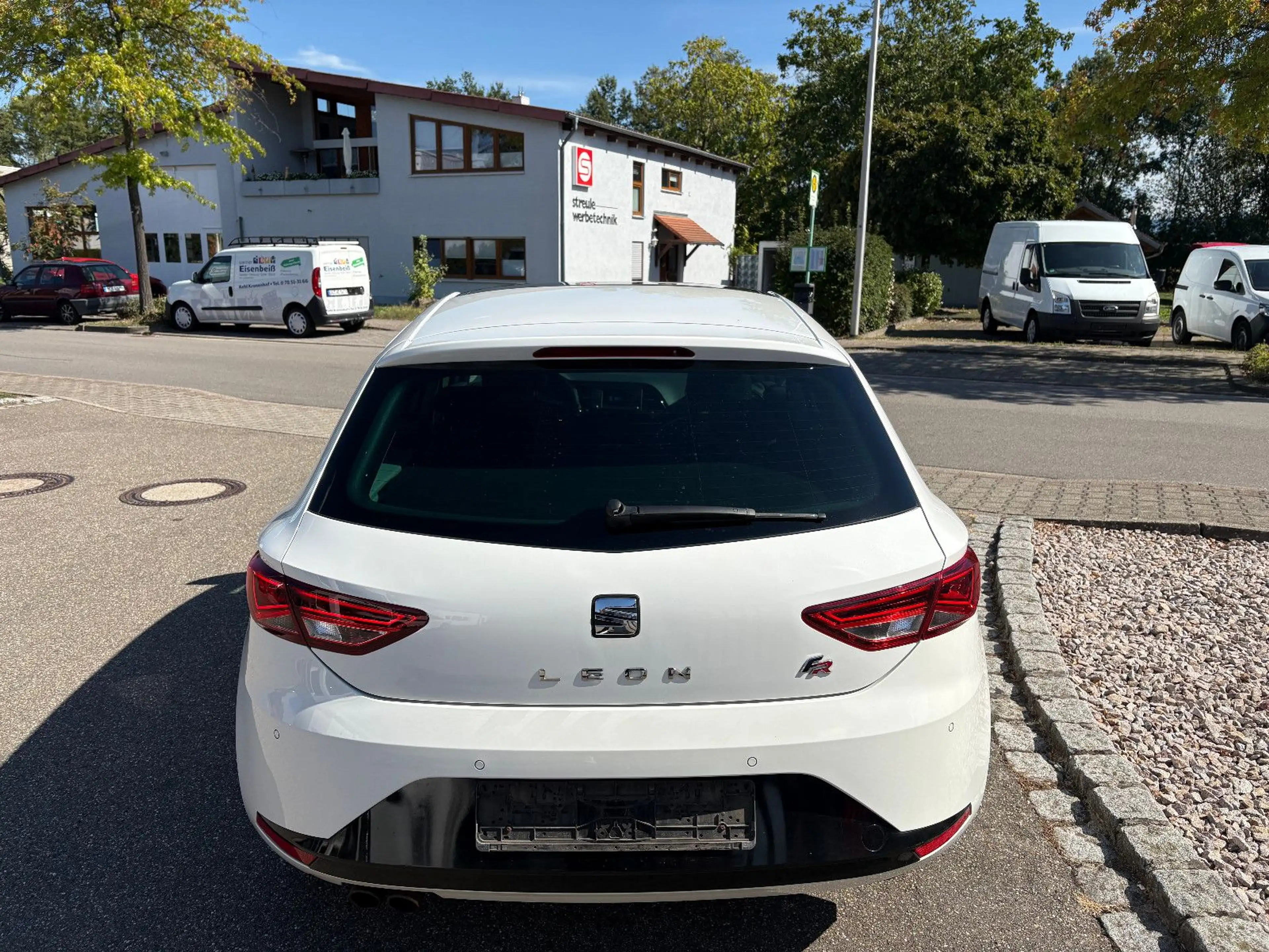 SEAT Leon FR/Navi/Temp./2.Hand — photo 4