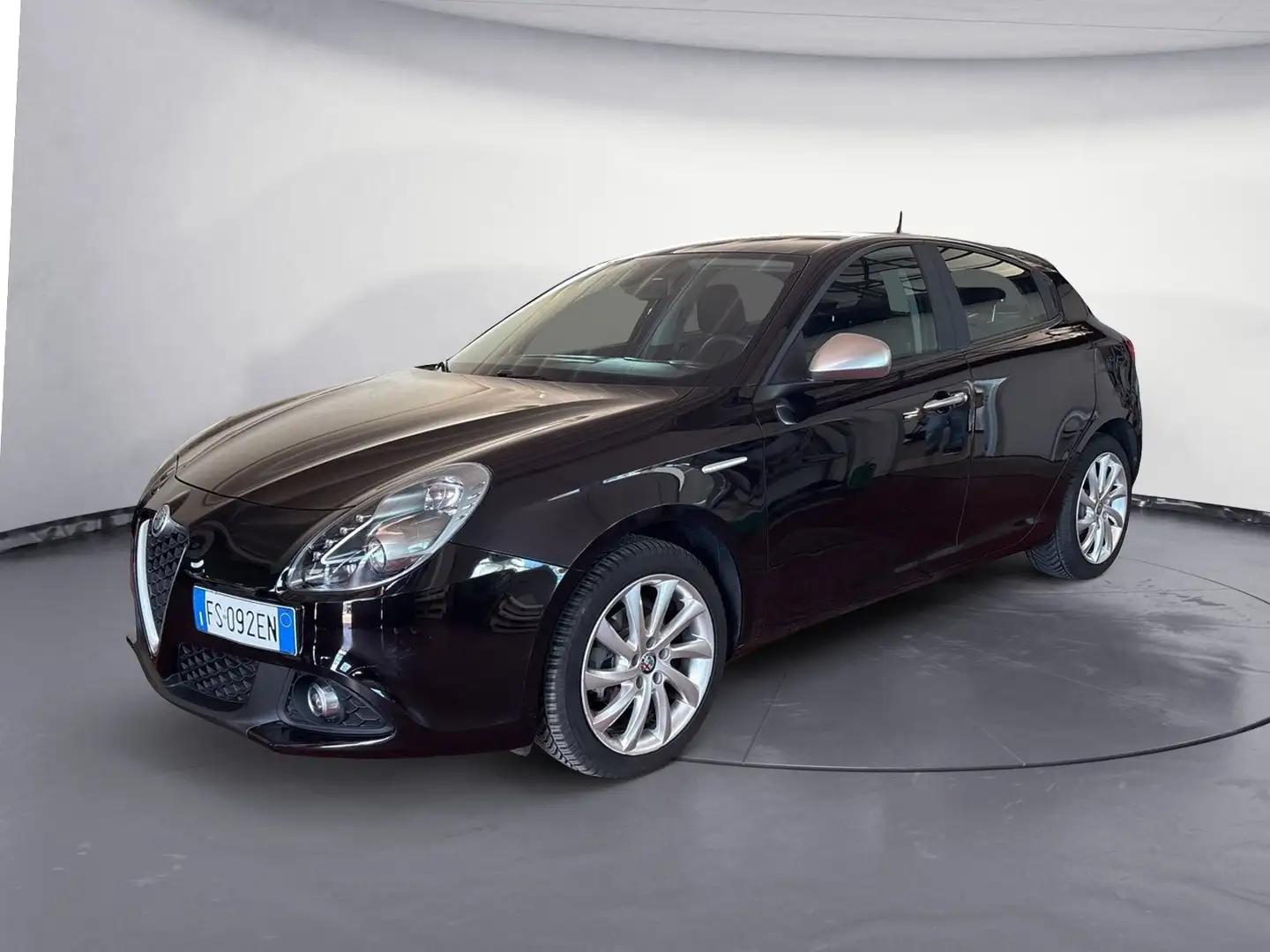 Alfa Romeo Giulietta Giulietta 1.6 Mjt 120 CV Distinctive Noir - 1