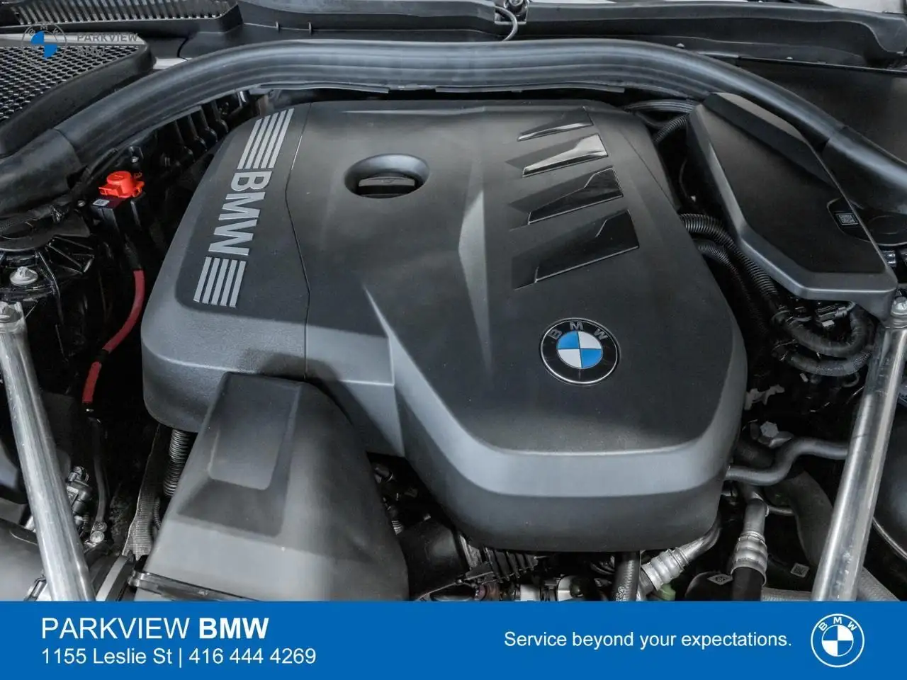 BMW 5 Series снимка BMW 5 Series
