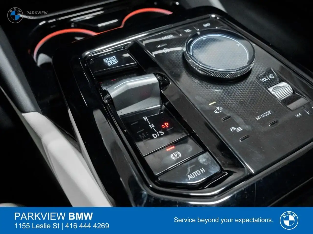 BMW 5 Series снимка BMW 5 Series
