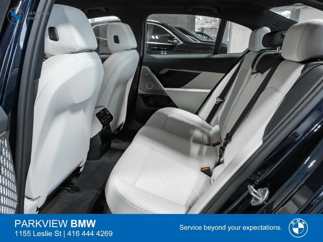 BMW 5 Series снимка BMW 5 Series