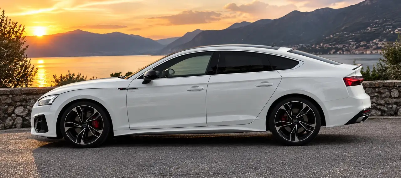 Audi A5 Sportback 45 2.0 tfsi mhev S line edition quattro 265cv s-tronic — photo 1 of 5